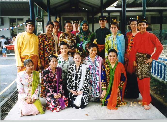 Malay Traditions:Adat Resam