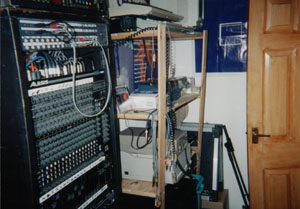 studio1999b.jpg (30118 bytes)