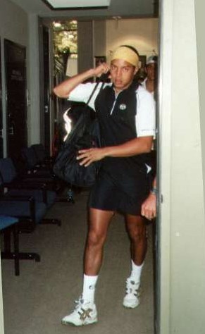 adelaide2002.jpeg