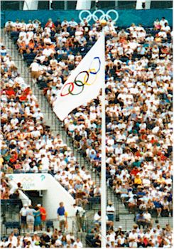Olympic Flag.jpg (39902 bytes)