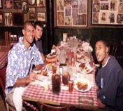 New Grizzlies Fotsis, Battier and Solomon enjoy some Barbecue Memphis style.