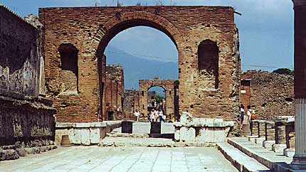 Arch of Nero Caesar, Pompeii
