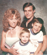 1981 Family photo.gif