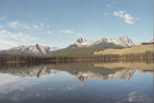Little Redfish Lake and the Sawtooth Mountains