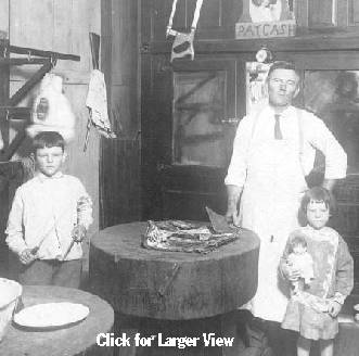 Patrick Hardy Flinn with his  children in about 1912 - CLICK for larger Picture