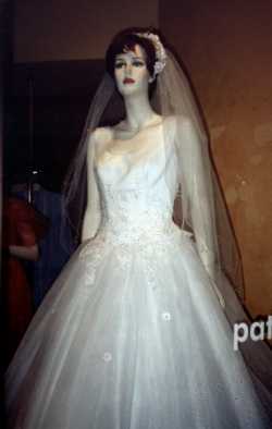 Bride Mannequins copyrighted by fashionwindows.com
