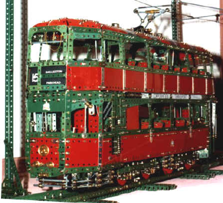 tram.JPG (66489 bytes)