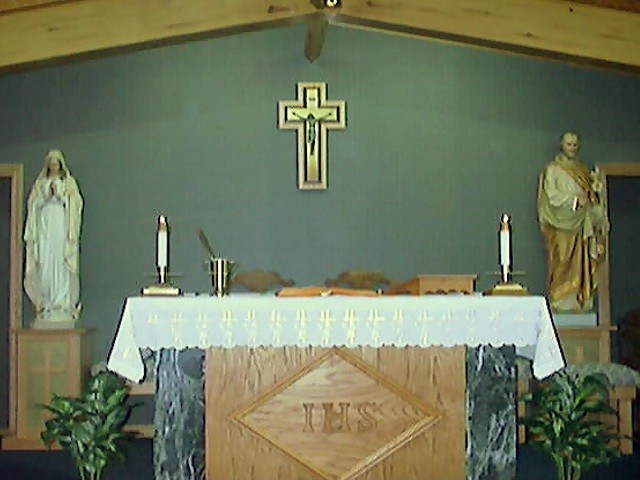 altar.jpg (70519 bytes)