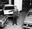 Imagen18.jpg: Adolfo Salinas en su concesionario Renault