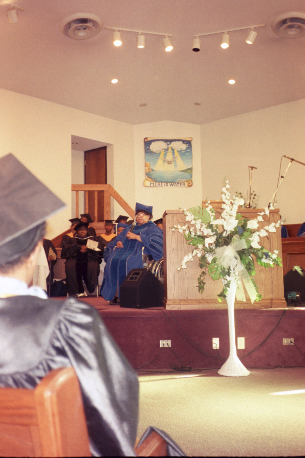 Dr. Richardson giving the graduation address