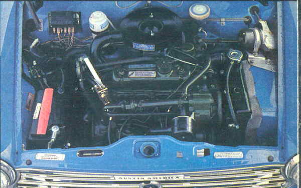 1968/69 Engine compartment in a Riviera Blue model