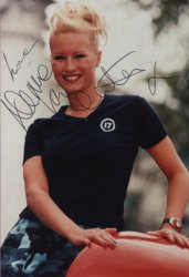 6x4 signed photograph from Denise Van Outen