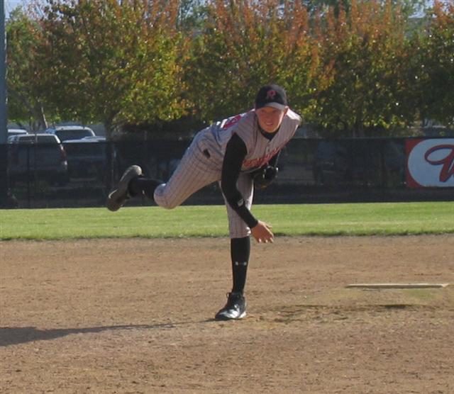 dyer_pitching.jpg