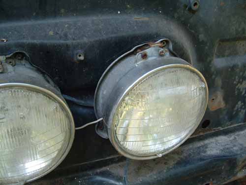 Headlight-off-02