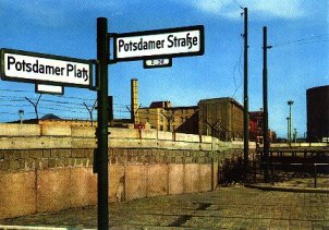 The Berlin-Wall potzdamerplatz