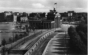 The Berlin-Wall Brandenburger Tor