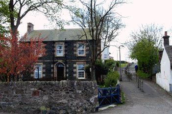 The original Church Manse and the Temple Brae
