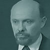 Phillip Watters (Hector Elizondo)