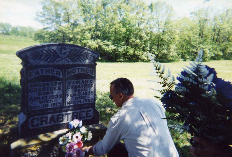 BCCememery5.JPG (501928 bytes)