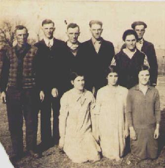 DavisFam.jpg (17756 bytes)