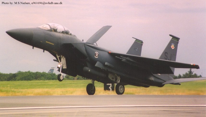 F-15E Strike Eagle, USAF, SJ(Seymour Johnson AFB), 1696.
Landing, Karup AFB Denmark.
Exersice: Central Enterprice 98 15-26 of June.