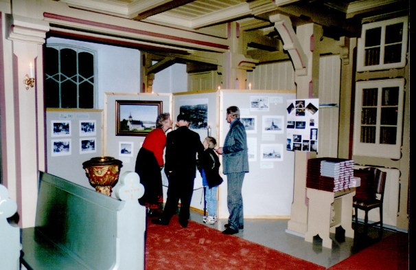 Fra 125-rs jubileet i 1992 - utstilling bak i kirken     
125th anniversary exhibition at the back of church.