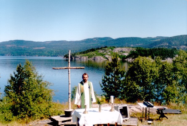 Gudstjeneste på Sjørholt - juni 1989     
Service at Sjørholt, June 1989.