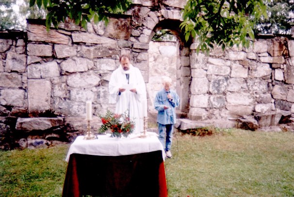 1000-rs jubileum - 1995 - p Hyden - 2     
1000 years anniversary at Hyden church ruin - 2