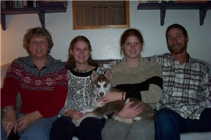 HudsonsHuskies-Glenns-Family-Thanksgiving.jpg