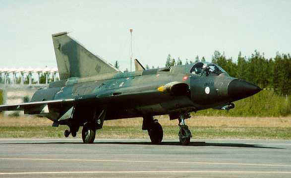 draken.jpg (22411 bytes)