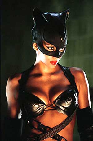 Halle Berry... Catwoman!