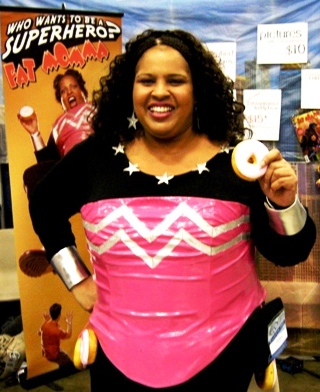Click Here to see what's up with Fat Momma at the Con!