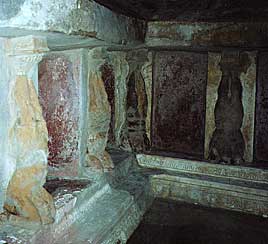 Walls in Pompeii Bath