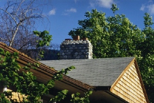 Same chimney in the picture on the right.