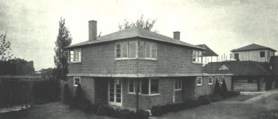 Universal Houses' Country Home