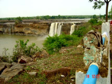 chitrakootwaterfall.jpg