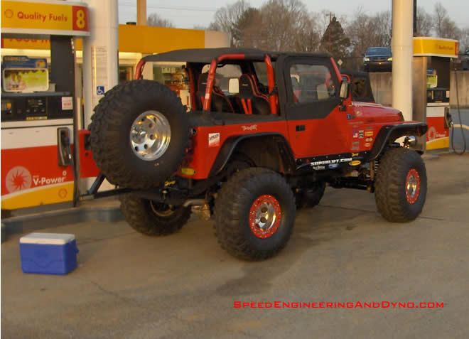 Sammy's new wheel rings lookin like beadocks on the IROK swampers