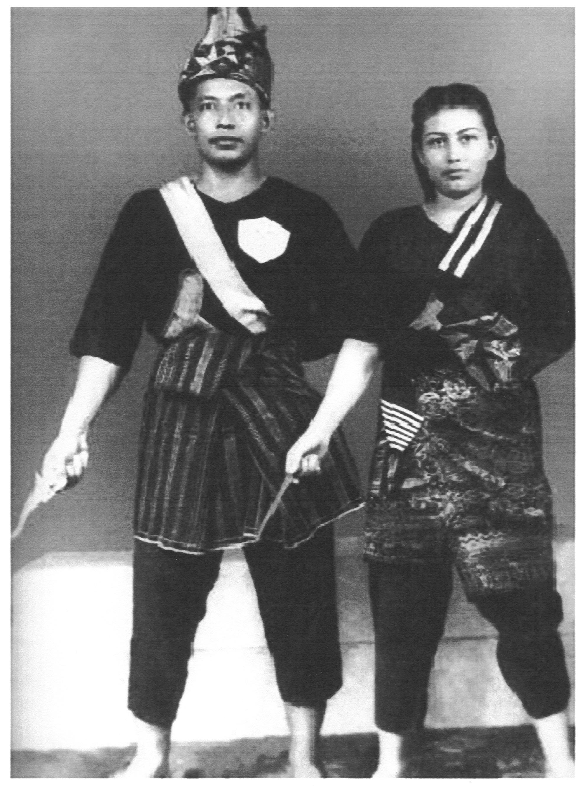 Mahaguru bersama Seniwati Kasma Booty(1955)