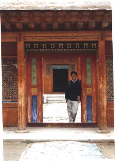 Picture of Michael in Xiahe, Gansu