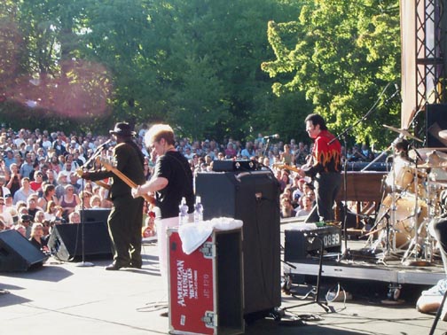 image of Bo Diddley in concert in Seattle