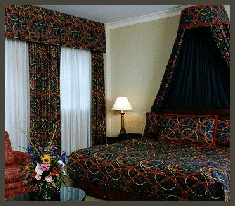 A picture of the hotel room