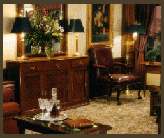 Picture of the Vintage Park lobby