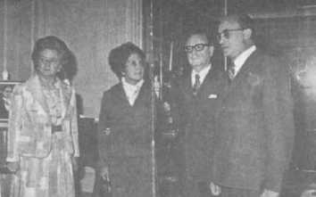 De der. a izq.: el presidente mexicano Luis Echeverría, el presidente Allende, la Sra. Hortencia Bussi de Allende y la esposa de Echeverría.