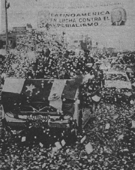 Cálida recepción del pueblo mexicano a Allende.